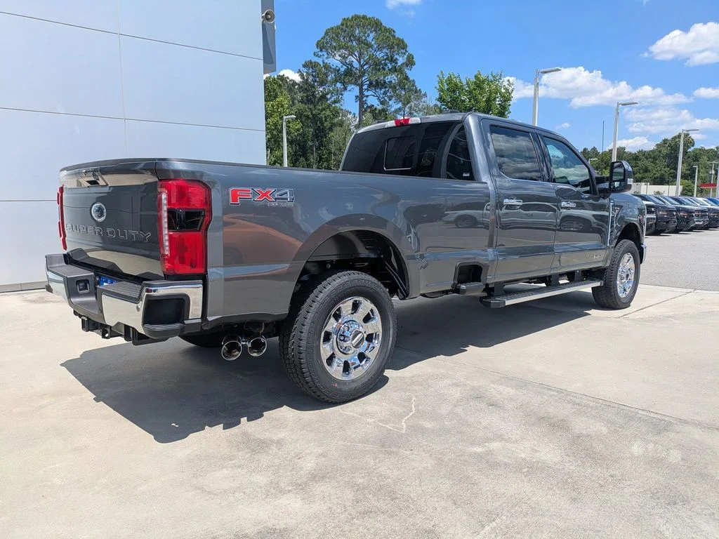 New 2026 Carbonized Gray Metallic Ford Lariat image 4