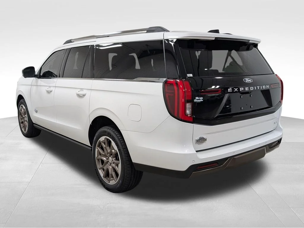 New 2027 Star White Metallic Tri-Coat Ford MAX King Ranch® image 26