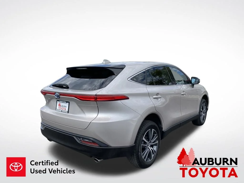 Used 2024 Titanium Glow Toyota LE image 8