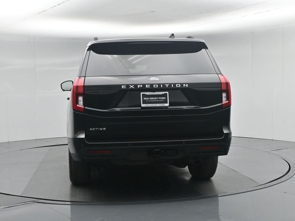 Certified Used 2025 Black Ford Active image 33