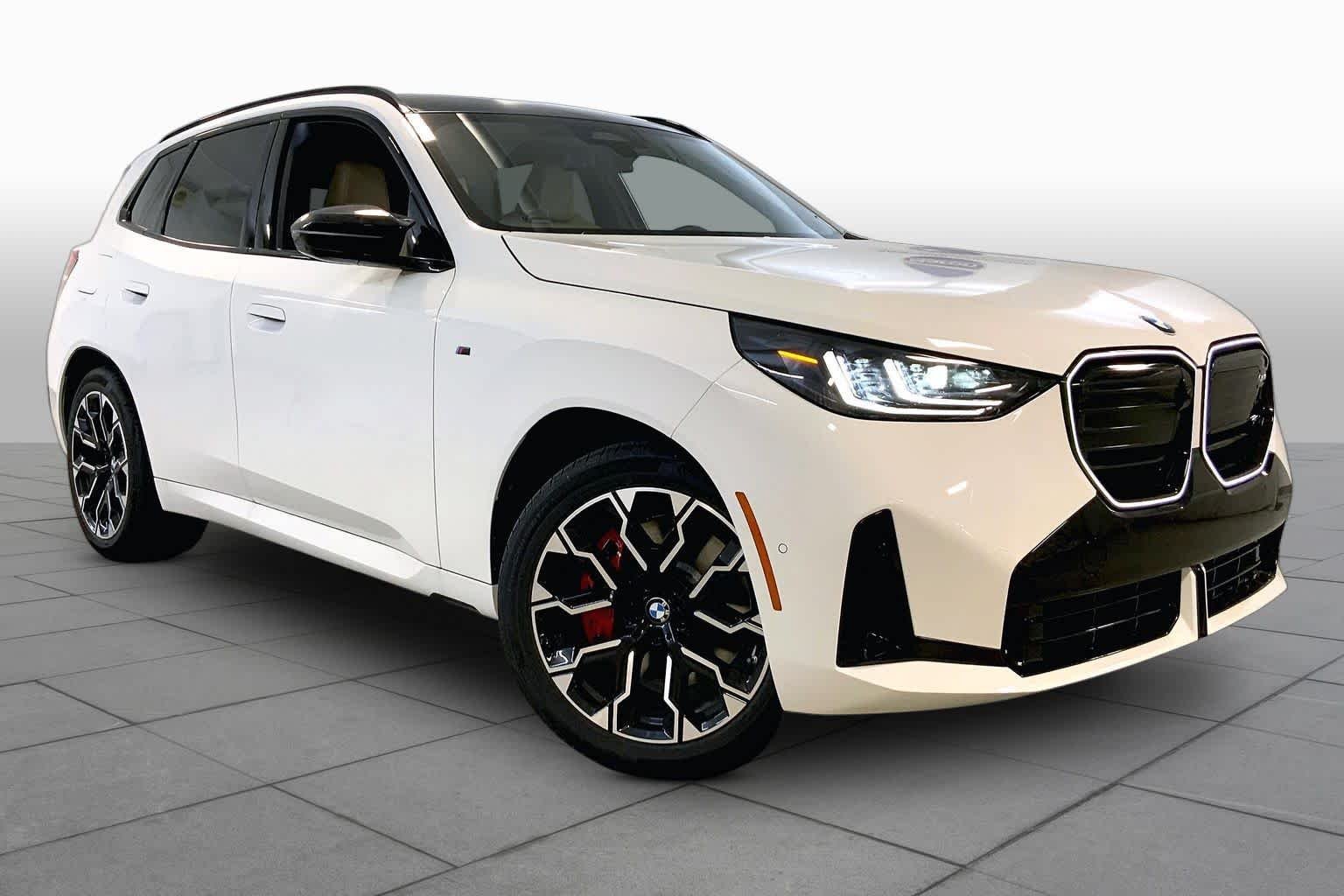 New 2026 Alpine White BMW M50 xDrive image 2