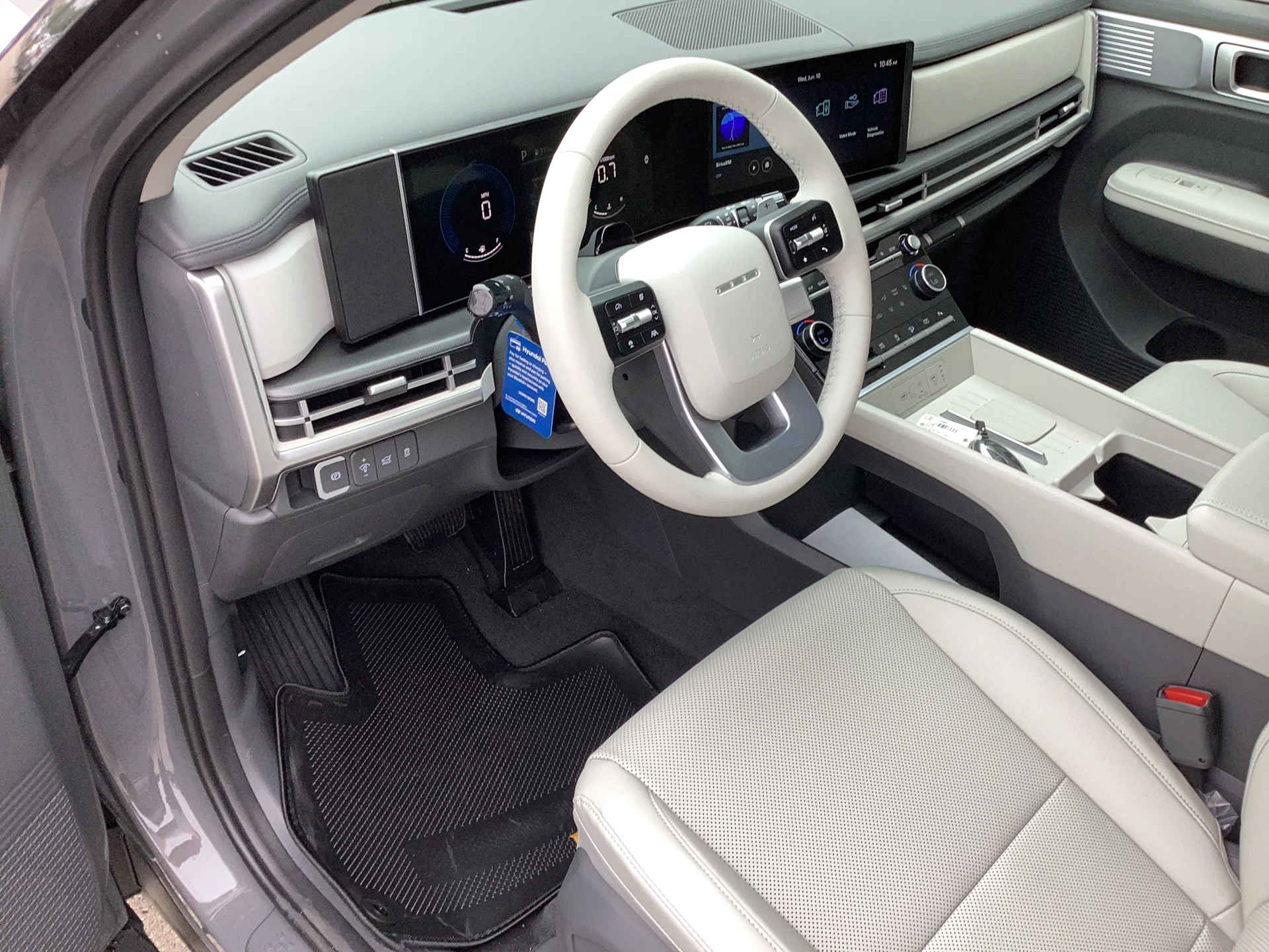 New 2026 Hampton Gray Hyundai SEL image 3