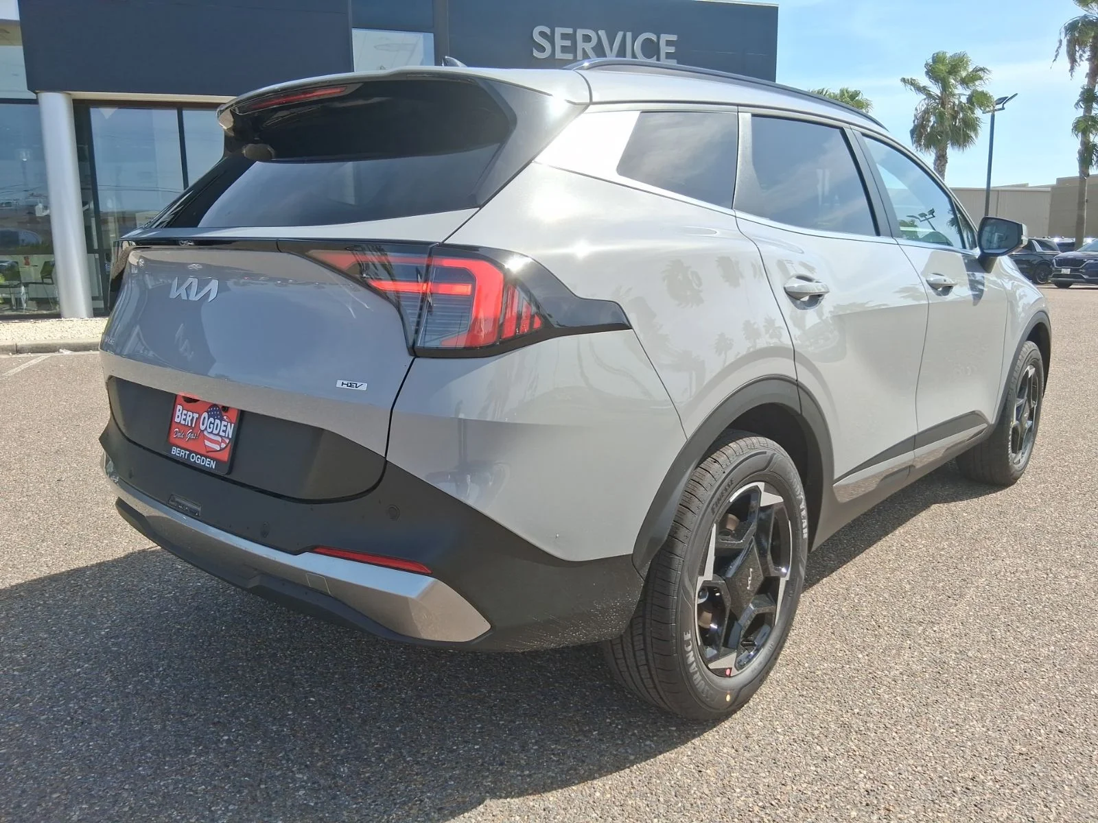 New 2026 Gray Kia EX image 4