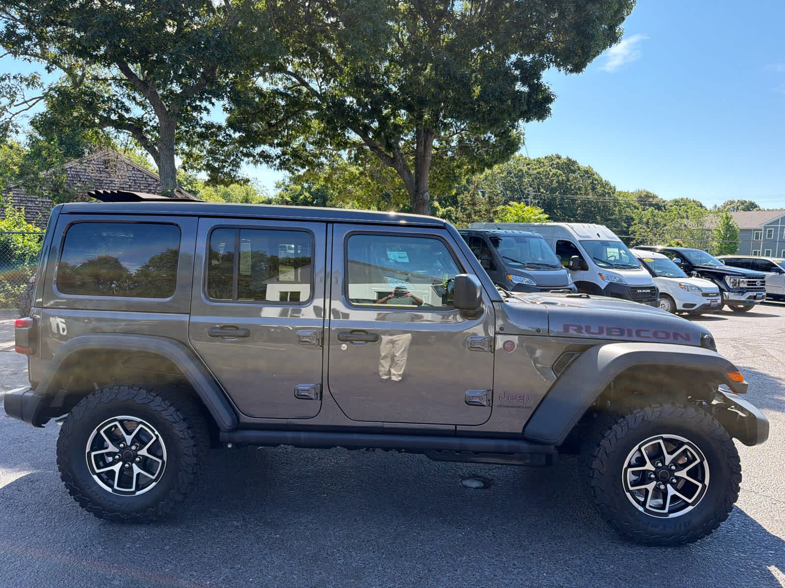 New 2026 Granite Crystal Metallic Clearcoat Jeep Rubicon image 3