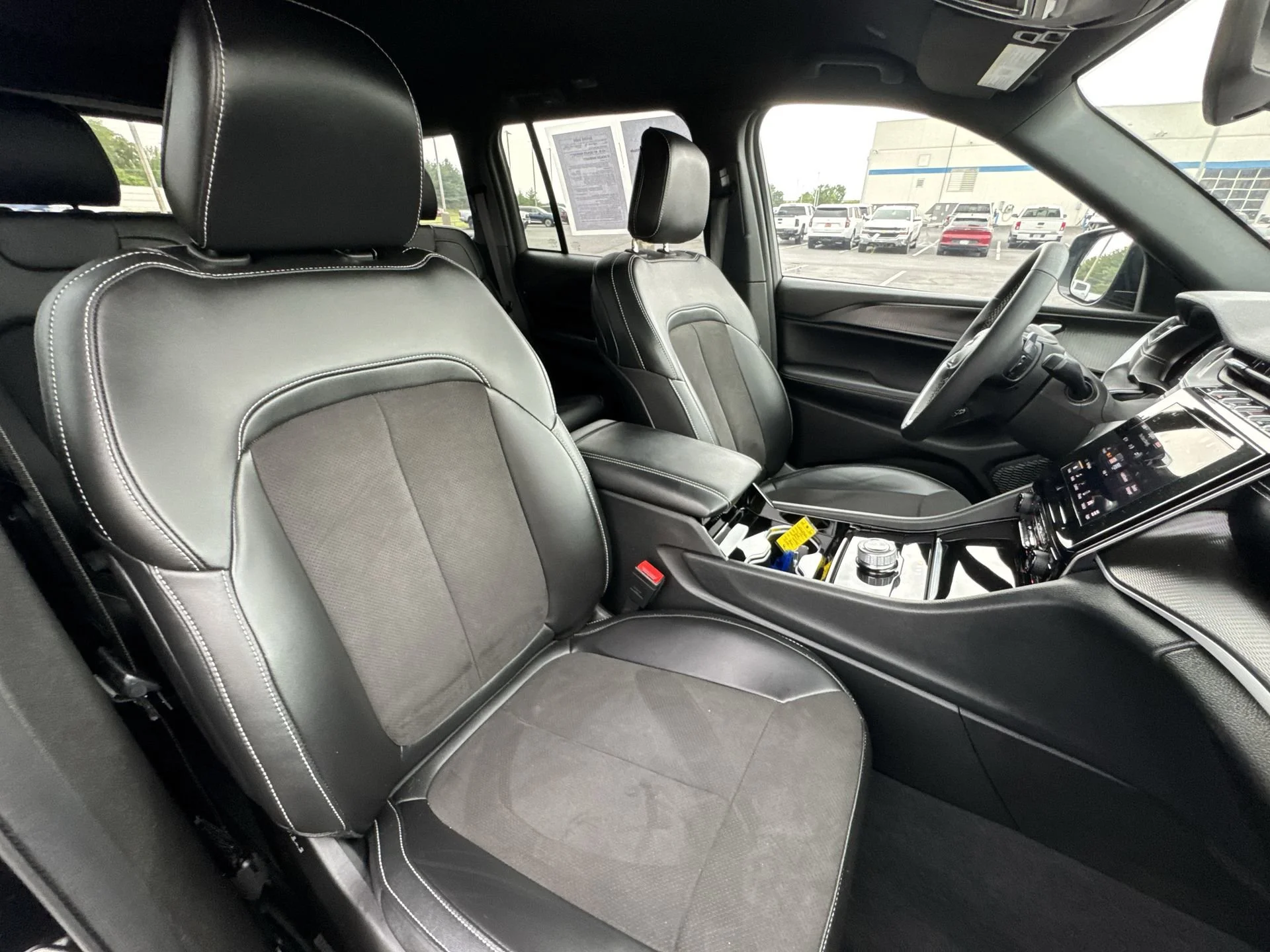 2023 Jeep Grand Cherokee Altitude - Photo 25