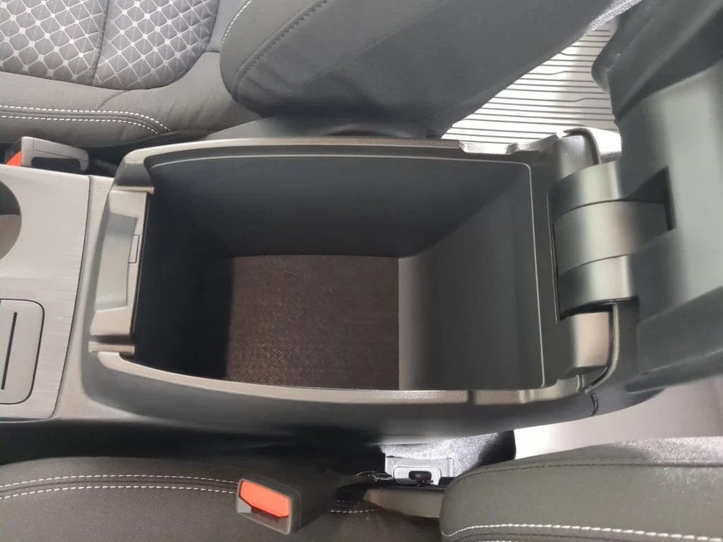 New 2026 Agate Black Metallic Ford Active® image 24