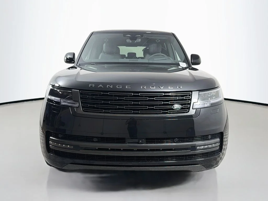 New 2026 Santorini Black Land Rover SE 7 Seats image 2