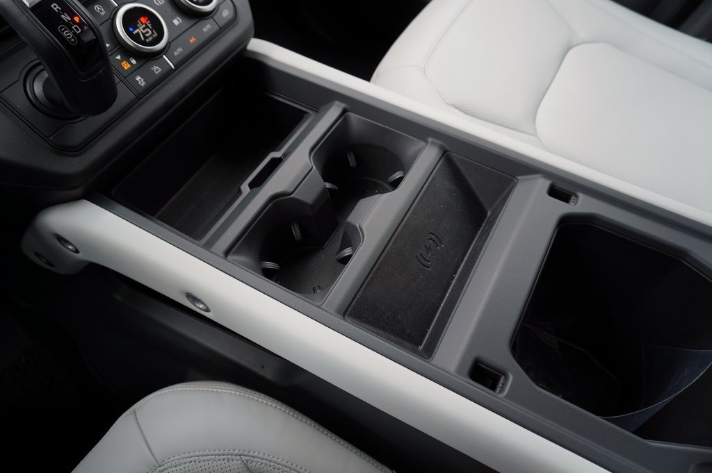 2026 LAND ROVER DEFENDER - Image 20