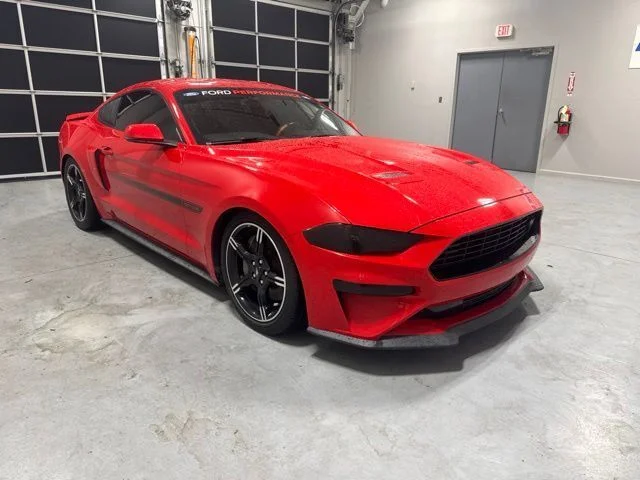 Used 2019 Red Ford GT Premium image 3