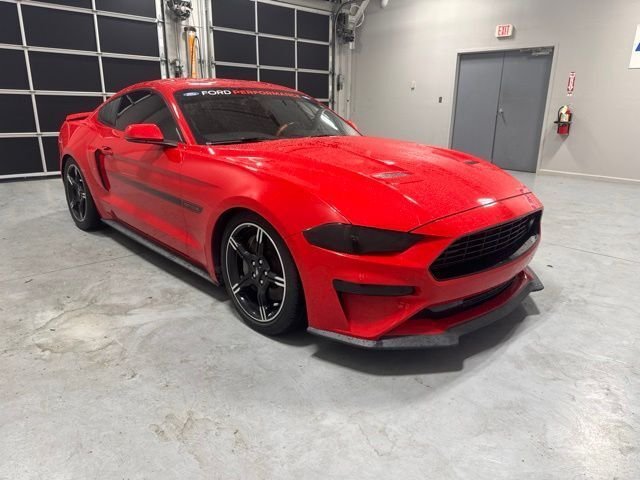 Used 2019 Red Ford GT Premium image 3