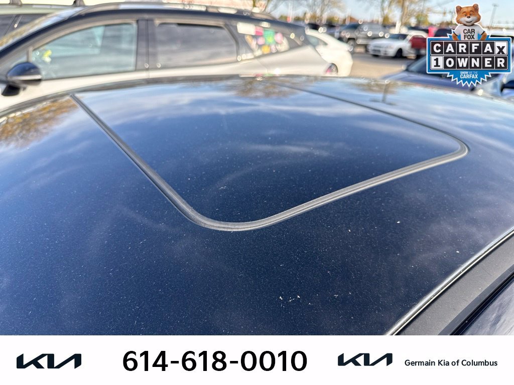 Used 2024 Black Hyundai Limited image 7