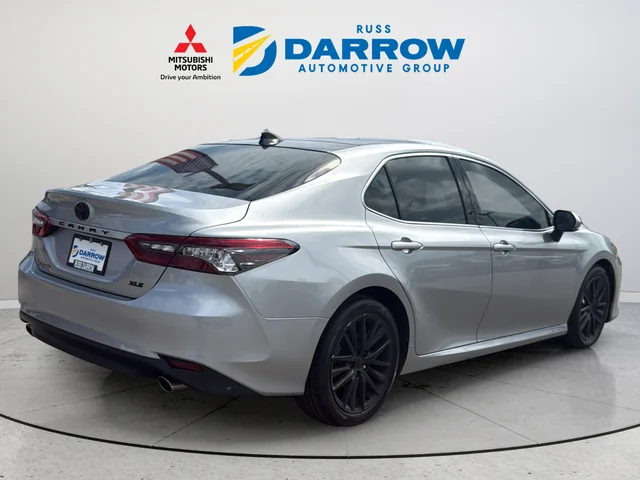 Used 2024 Silver Toyota XLE image 5