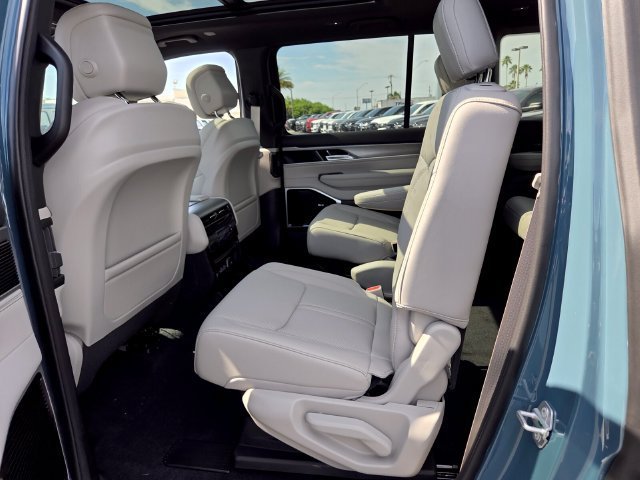 New 2026 Steel Blue Exterior Paint Jeep Limited Altitude image 11