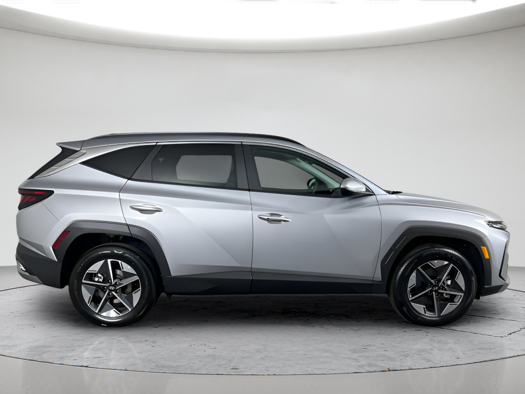 New 2026 Silver Hyundai SEL image 4