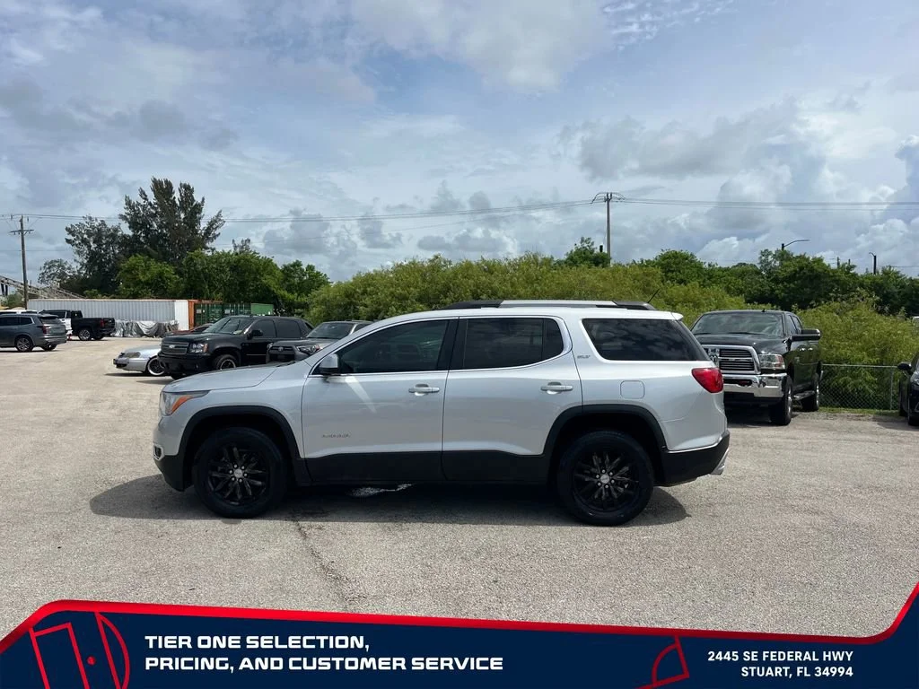 Used 2018 QUICKSILVER METALLIC GMC SLT image 4