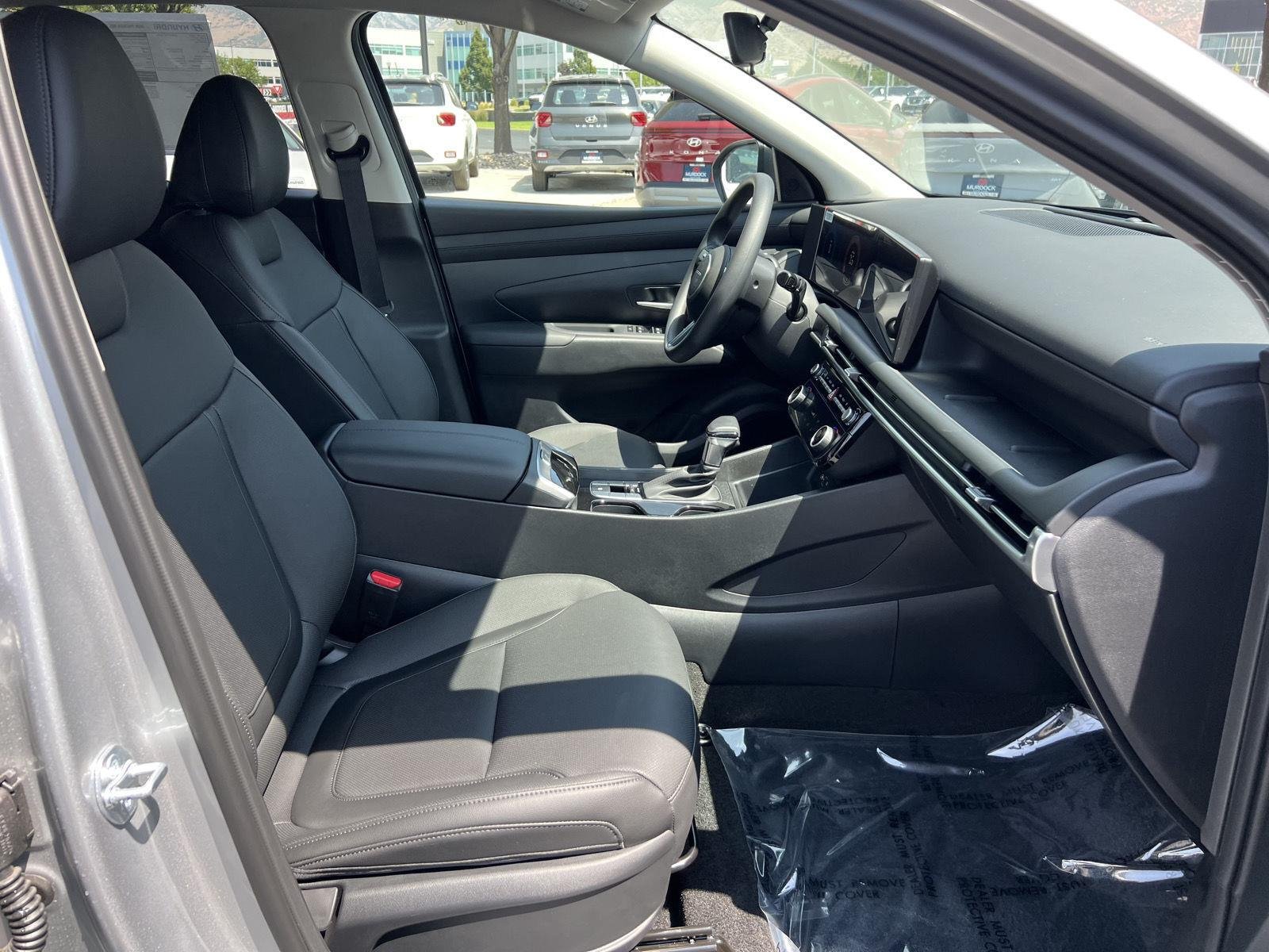 New 2026 Shimmering Silver Hyundai SEL Plus image 17