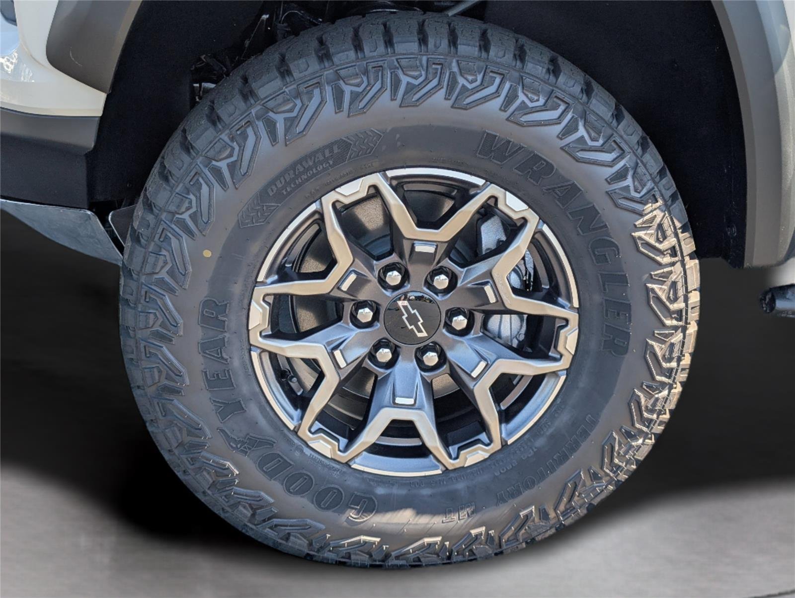 2026 Chevrolet Colorado ZR2 - Photo 37