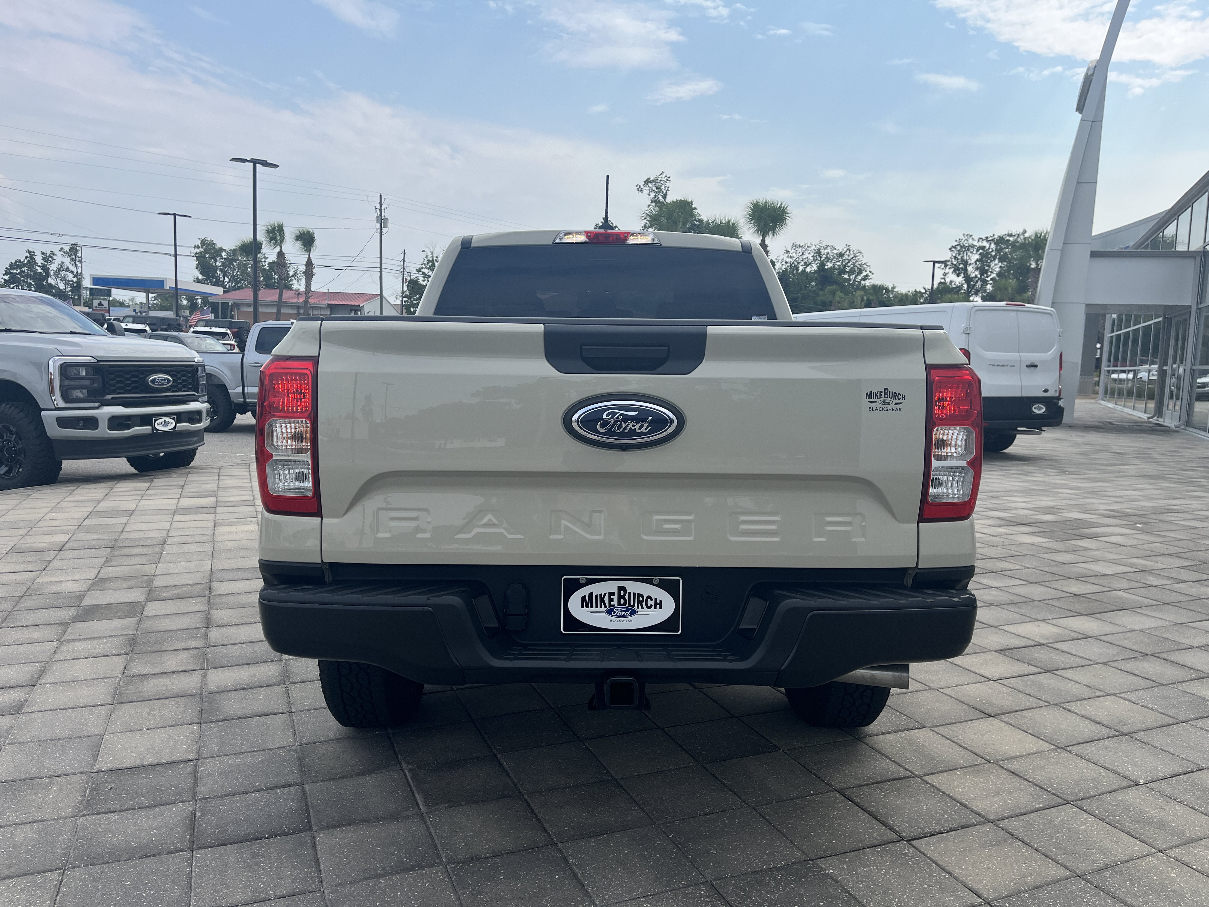 New 2026 Beige Ford XL image 5