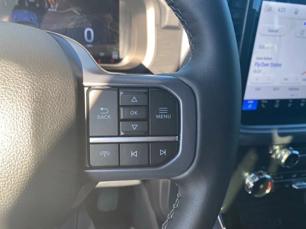 New 2026 Carbonized Gray Metallic Ford XLT image 19