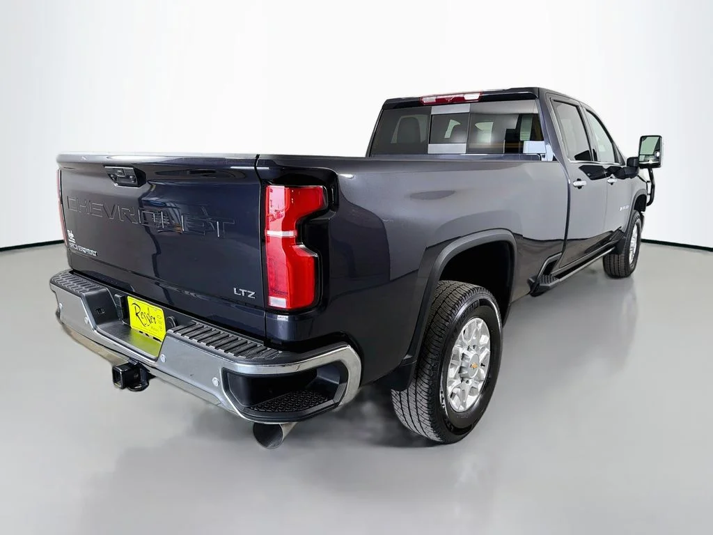 Used 2024 Gray Chevrolet LTZ image 6
