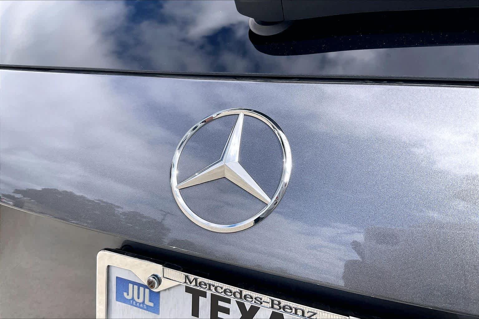 Certified Used 2026 Mountain Grey Metallic Mercedes-Benz GLA 250 image 10
