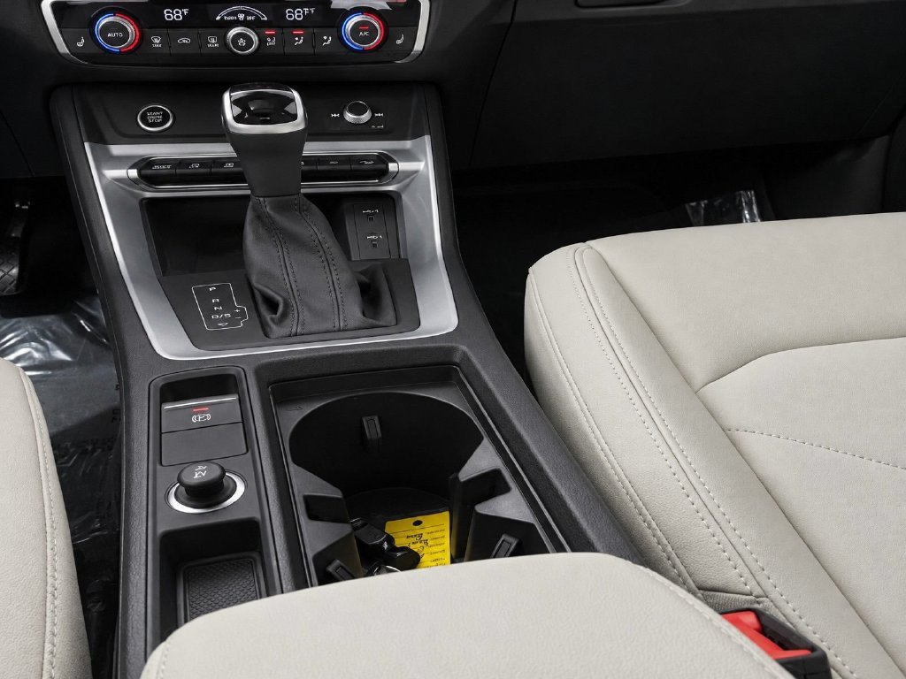 Used 2024 Navarra Blue Metallic Audi Premium Plus image 21