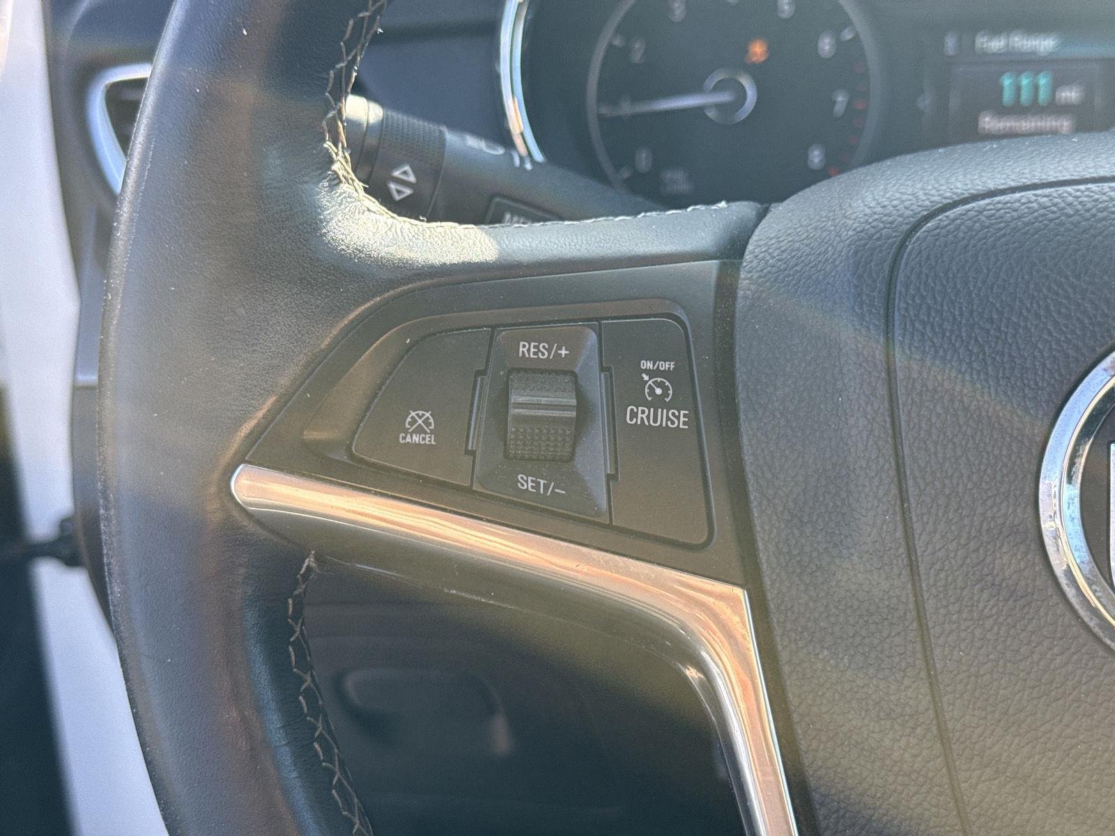 Used 2019 White Frost Tricoat Buick Sport Touring image 10