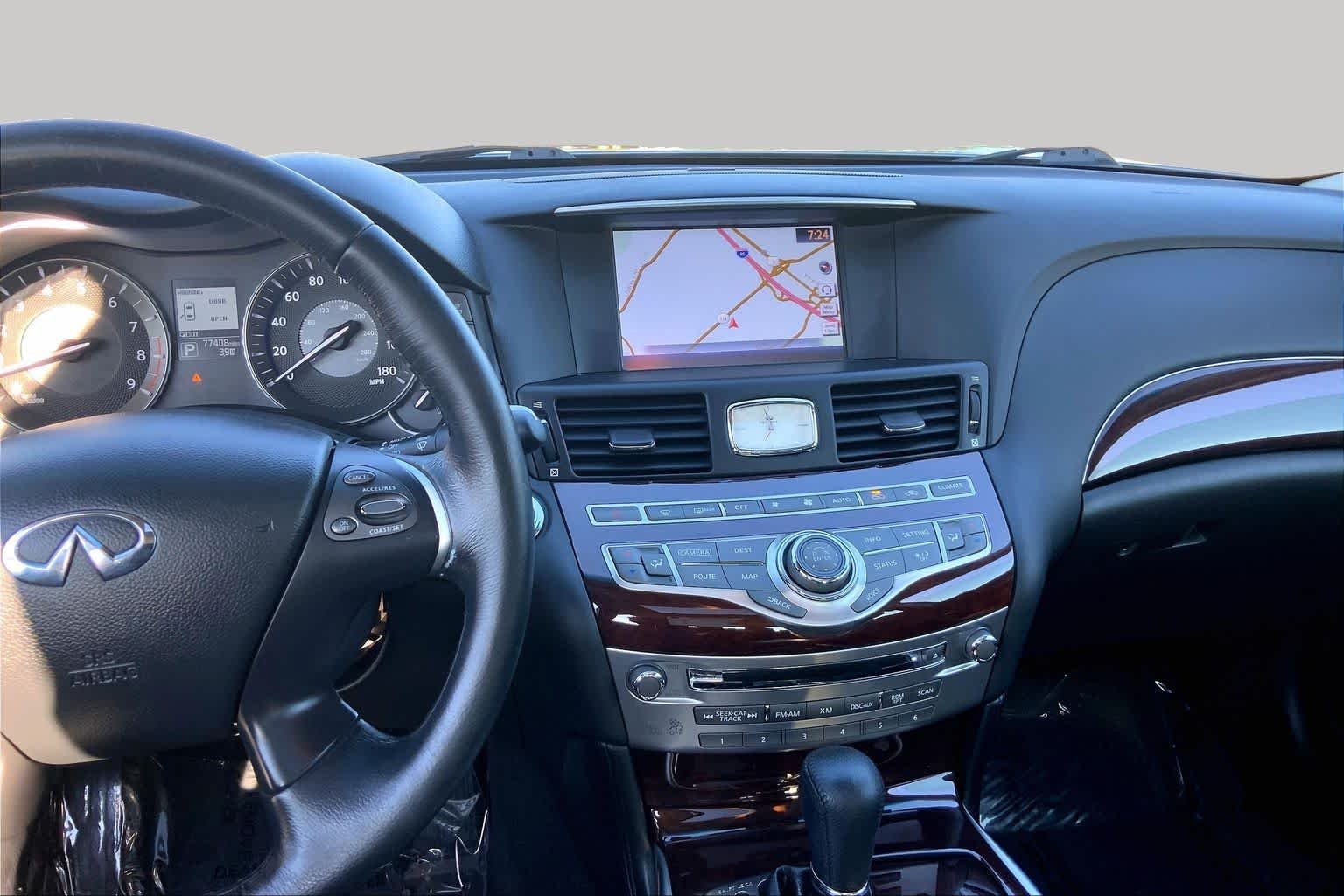 Pre-Owned 2016 INFINITI Q70