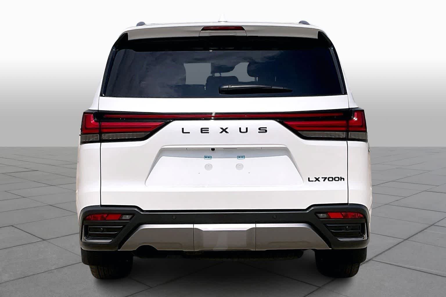 New 2026 Eminent White Pearl Lexus LUXURY image 5