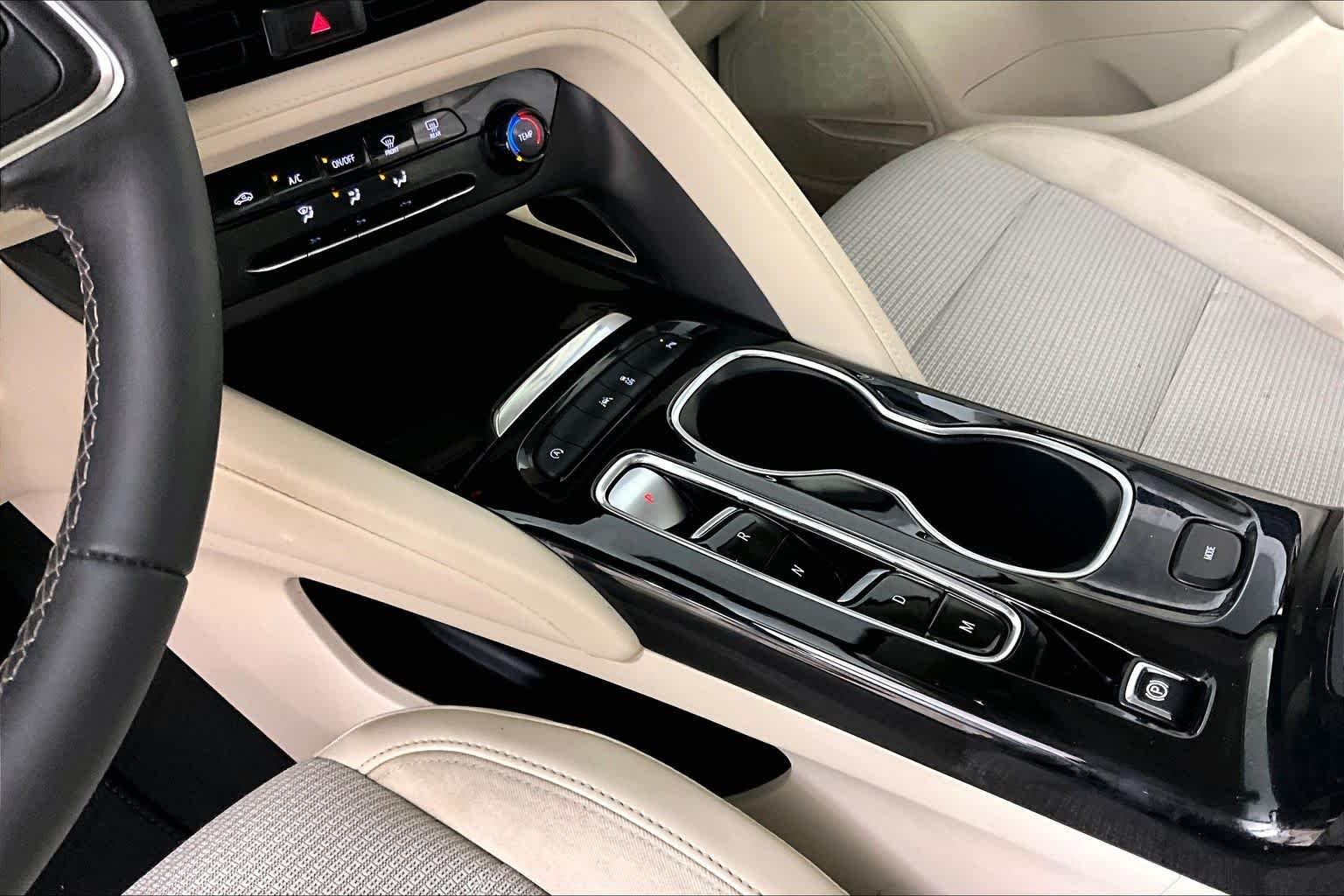 Used 2023 Sapphire Metallic Buick Preferred image 15