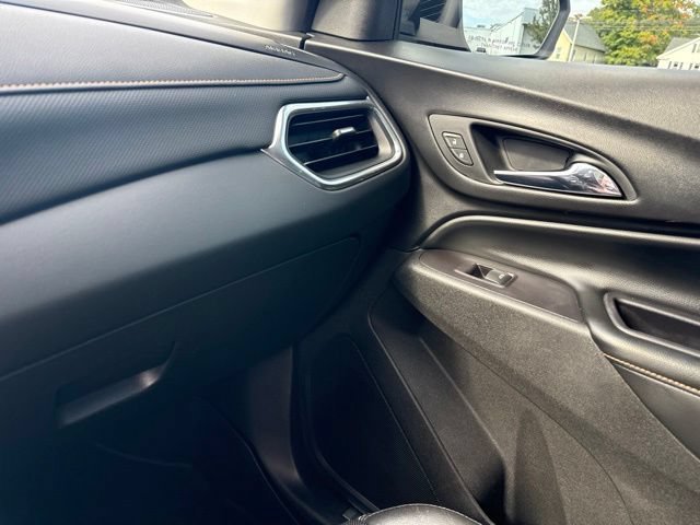 Used 2018 NIGHTFALL GRAY METALLIC Chevrolet Premier image 21