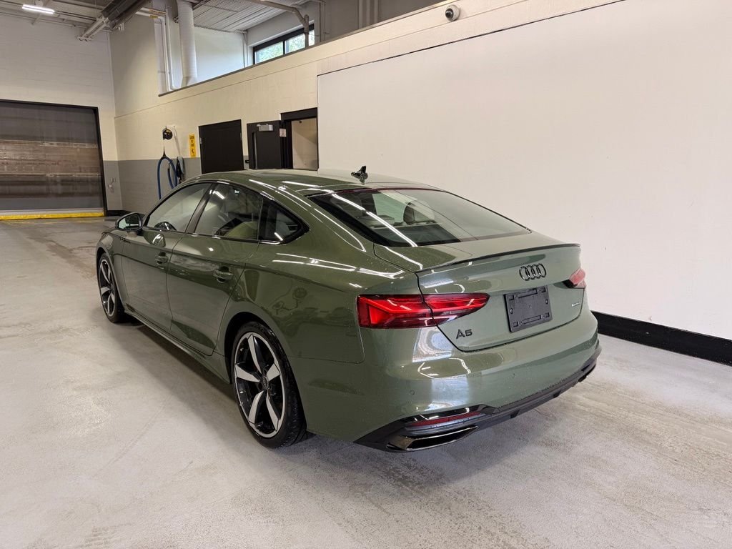 Used 2024 Green Audi quattro image 3