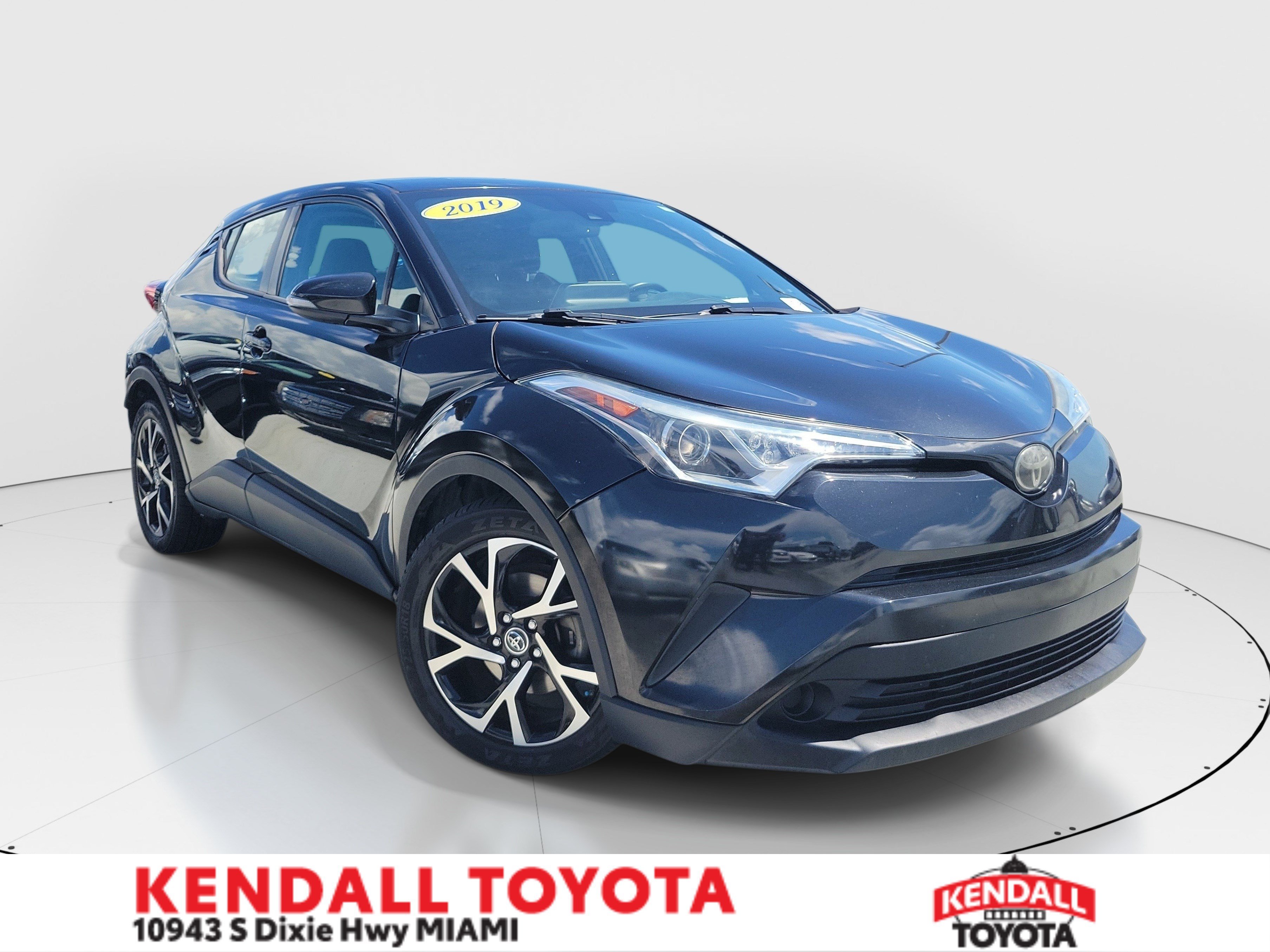 Used 2019 Black Sand Pearl Toyota XLE image 1