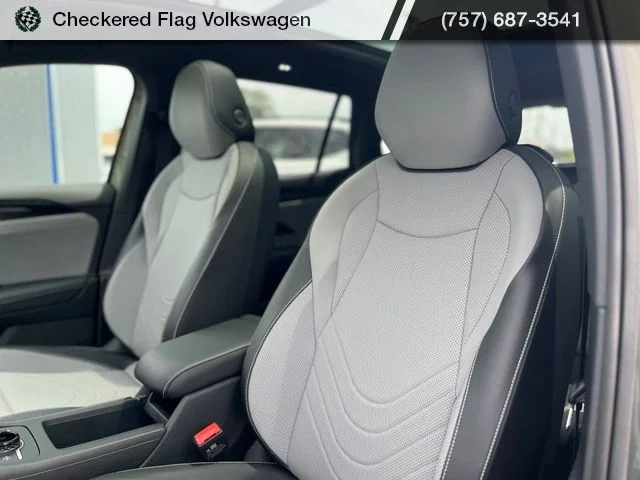 New 2026 Green Volkswagen 2.0T SE R-Line Black image 20