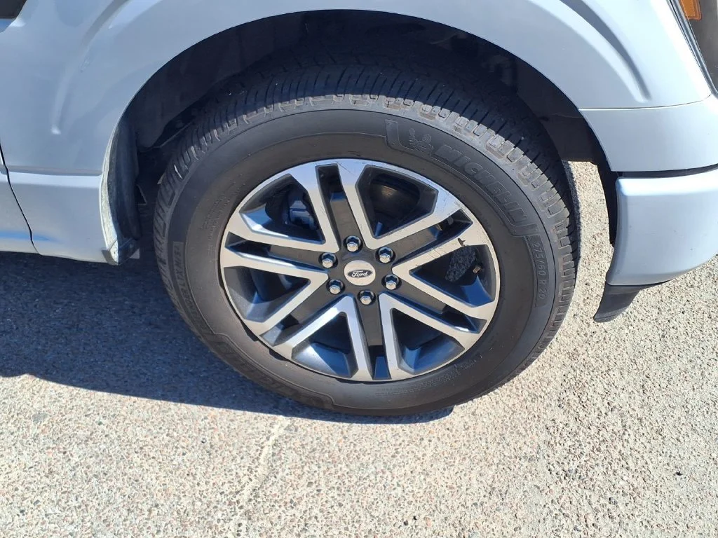 Used 2023 White Ford XL image 9