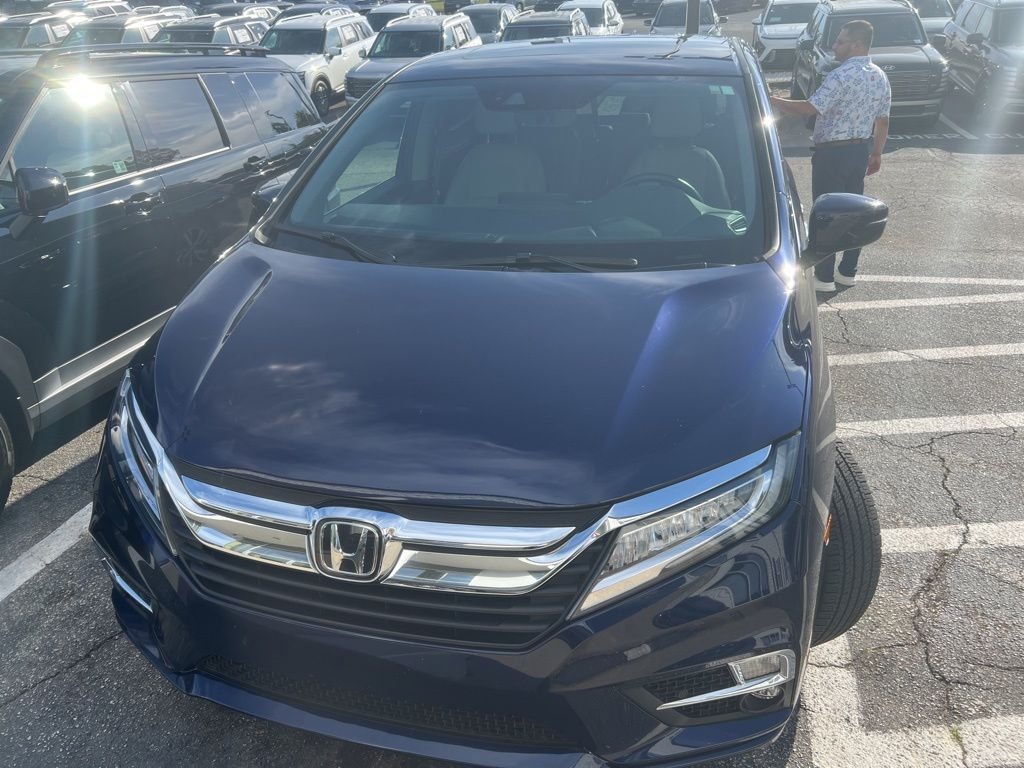 2019 Honda Odyssey Elite's photo