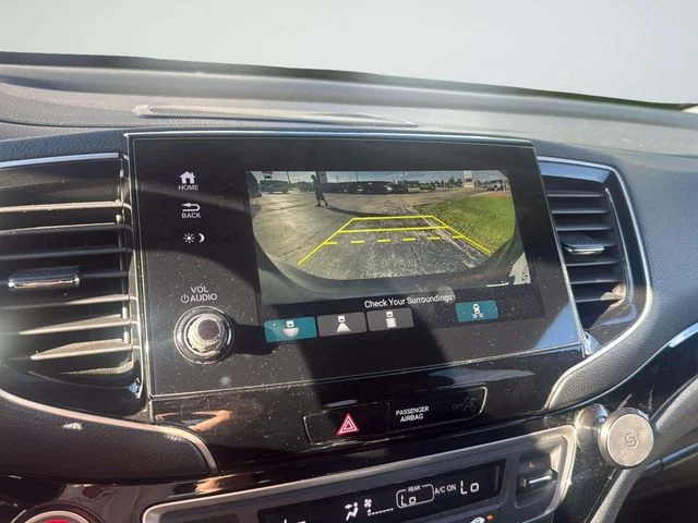 Used 2020 Gray Honda Touring image 15