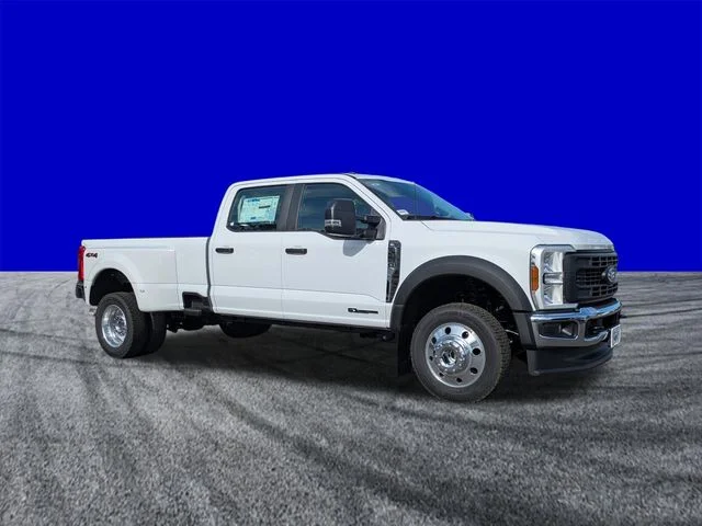 New 2026 Oxford White Ford F-450® XL image 2