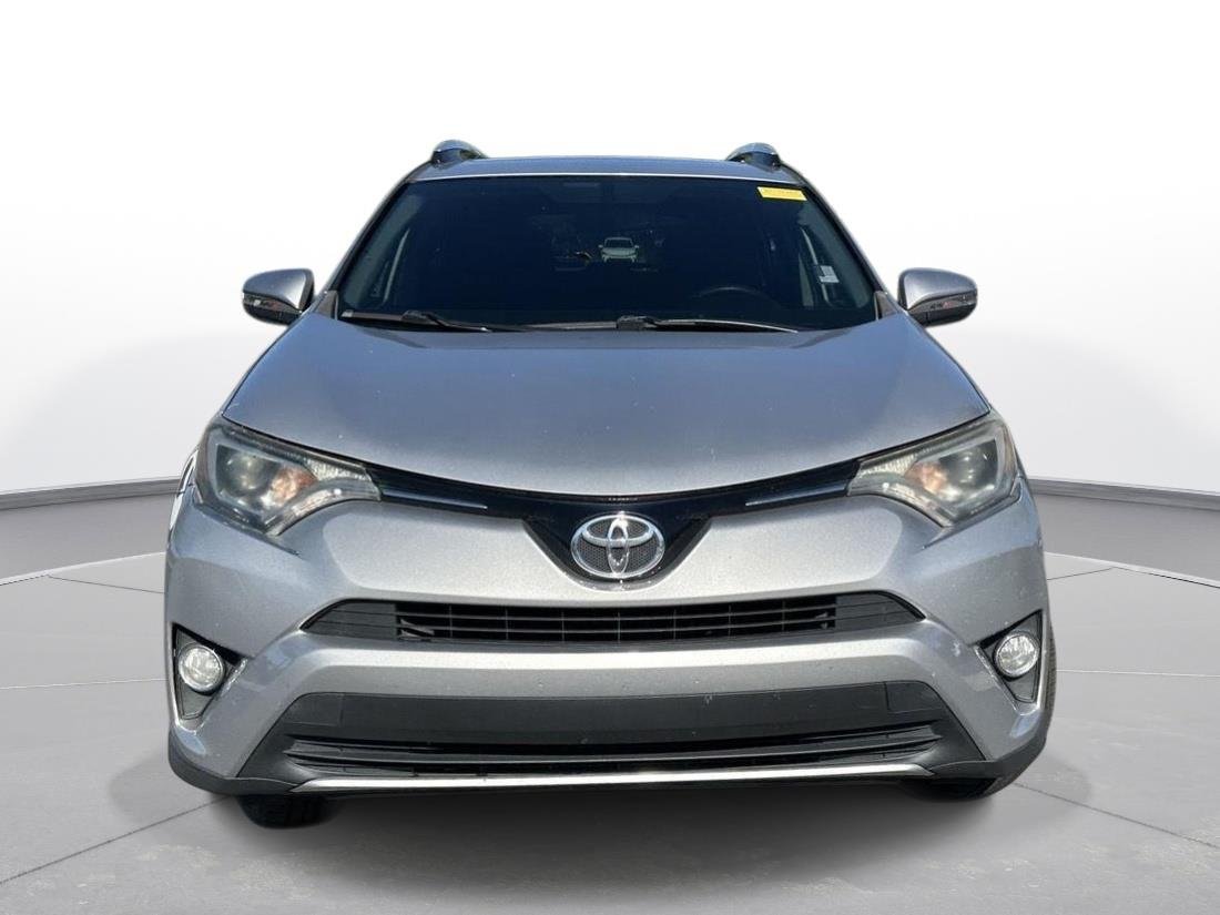 Used 2016 Silver Sky Metallic Toyota XLE image 3