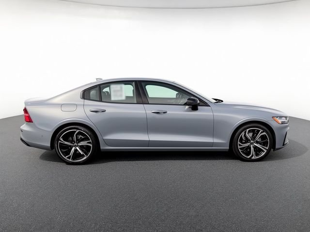 2023 Volvo S60 Plus - Photo 6