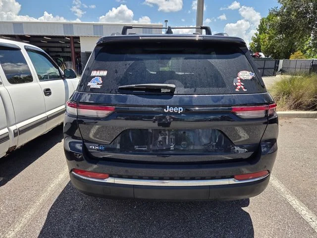 Used 2022 Black Jeep 4xe image 5