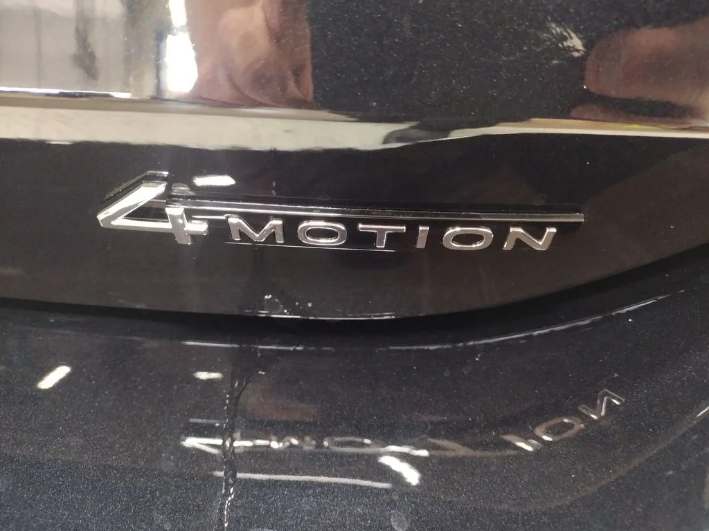 New 2026 Black Volkswagen SE image 13