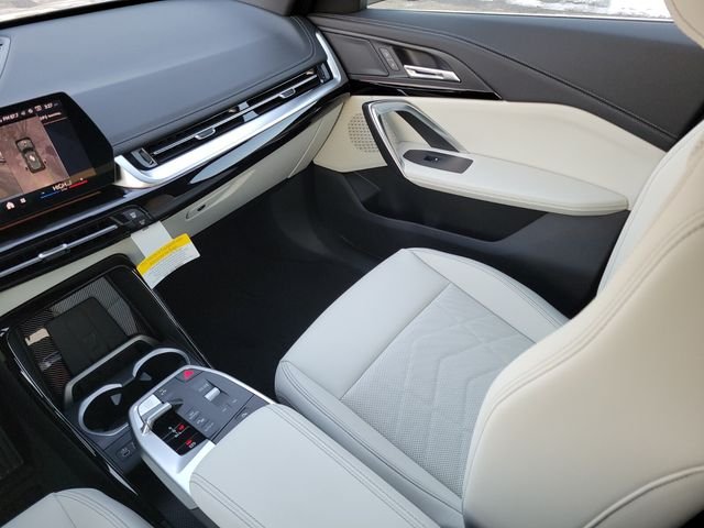 2026 BMW X1 28i - Photo 16