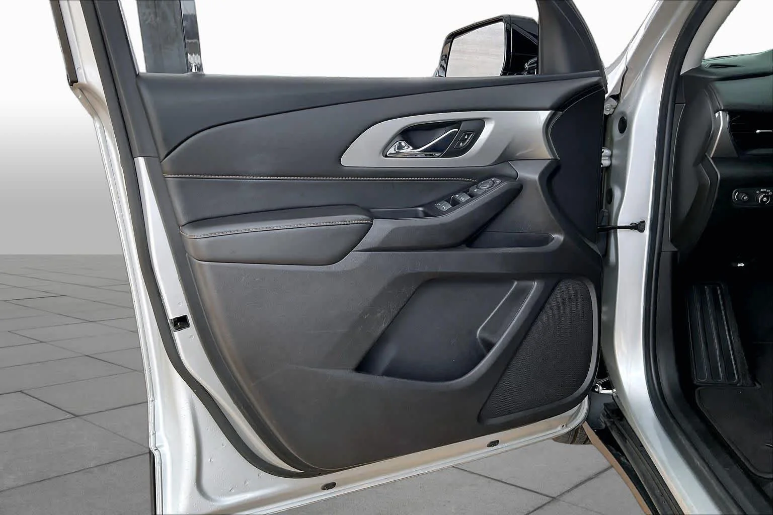 Used 2019 Silver Ice Metallic Chevrolet LS image 20