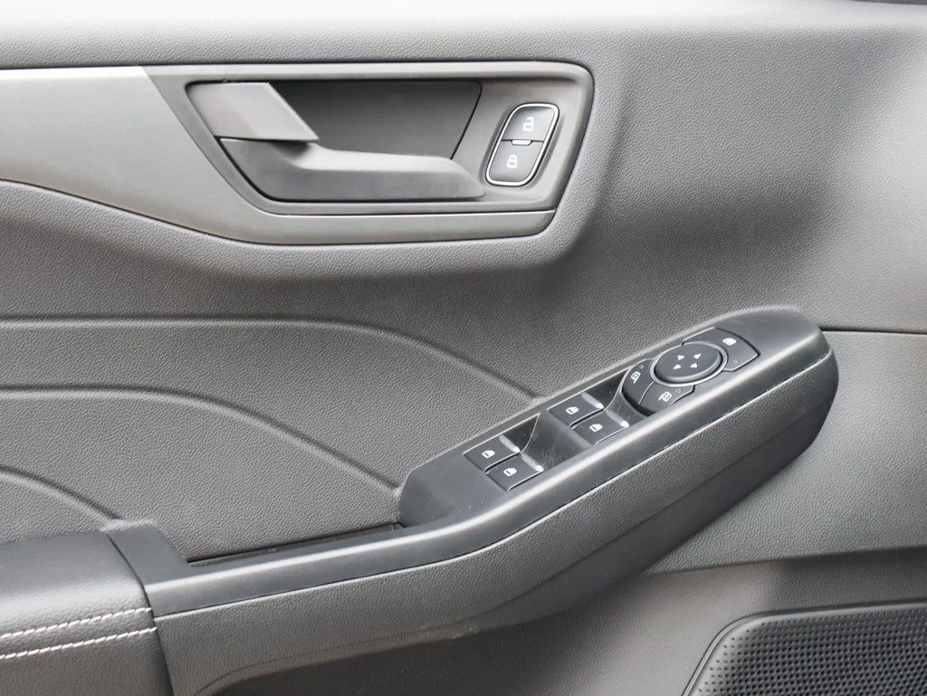 New 2026 Agate Black Metallic Ford Active® image 22