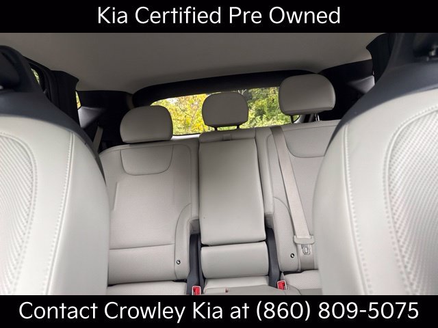 Certified Used 2024 Gray Kia Wind image 15