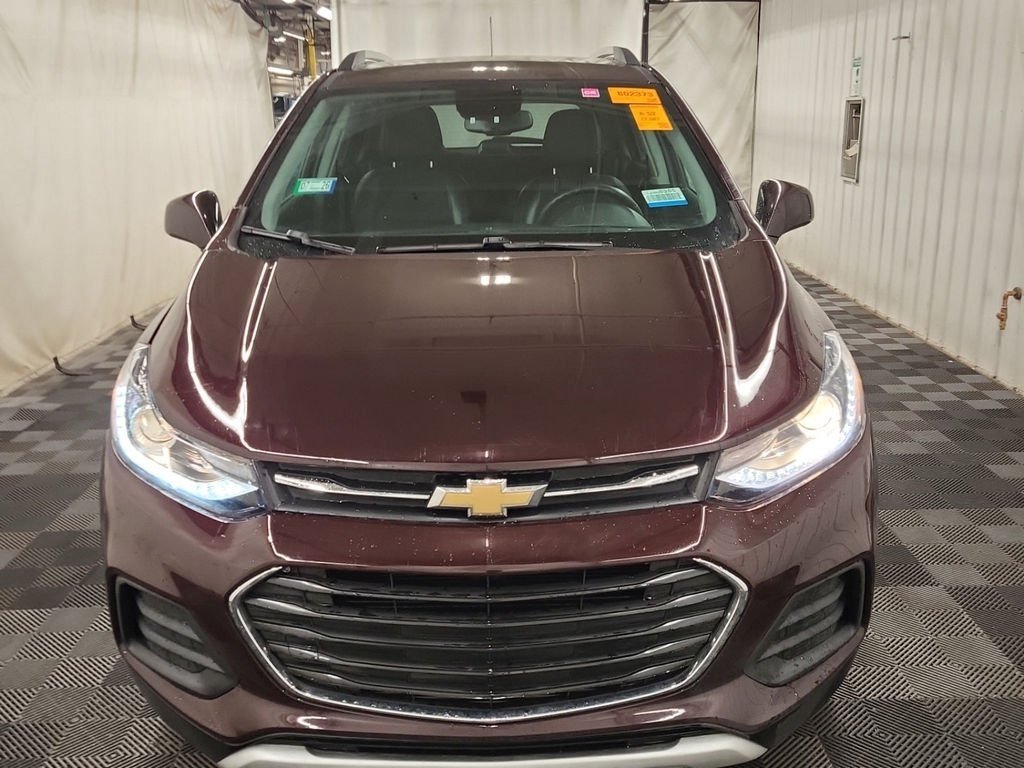 Used 2021 Chevrolet Trax LT with VIN KL7CJPSM3MB366304 for sale in Parma, OH