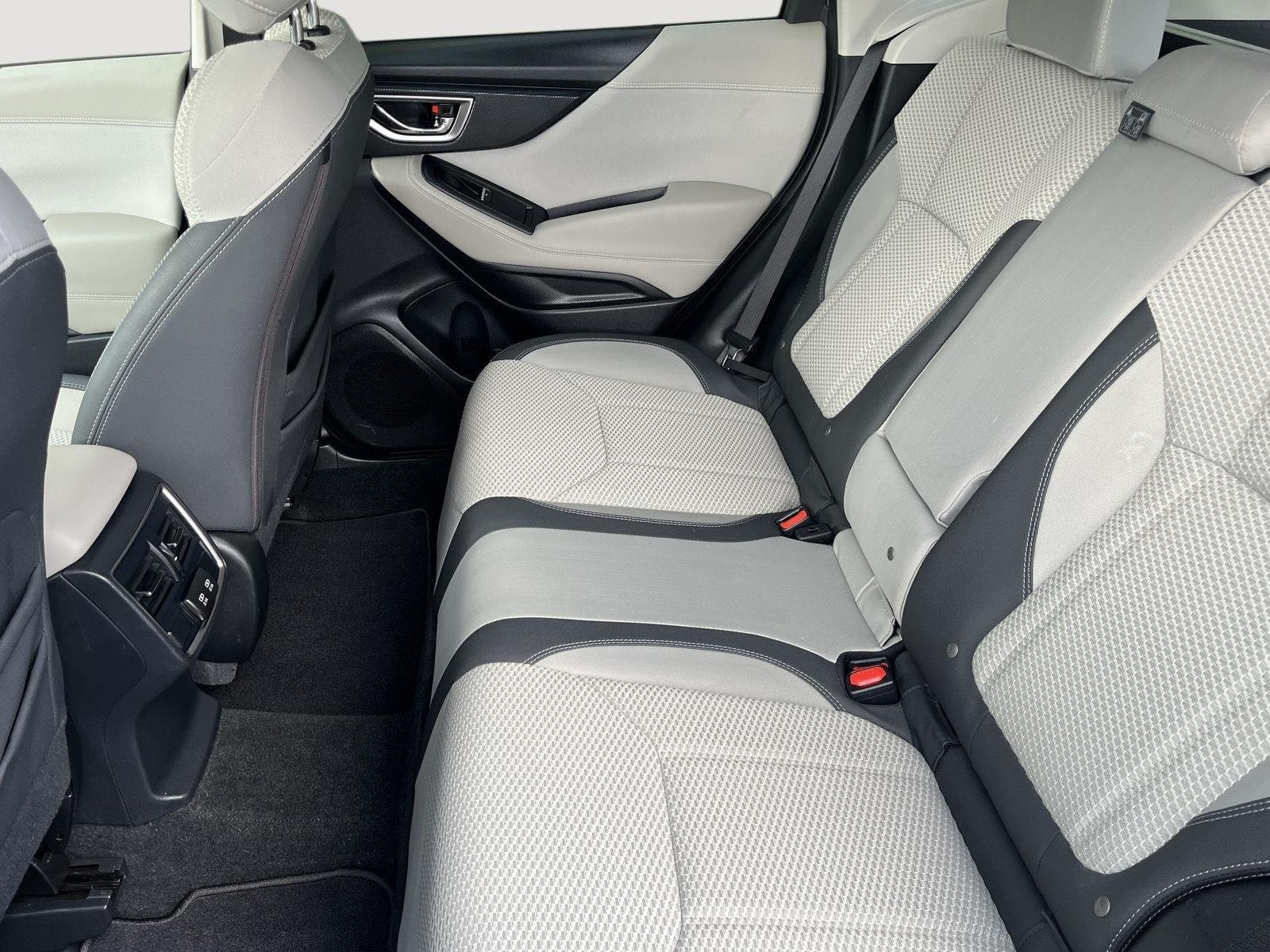 Used 2019 Jasper Green Metallic Subaru Premium image 13