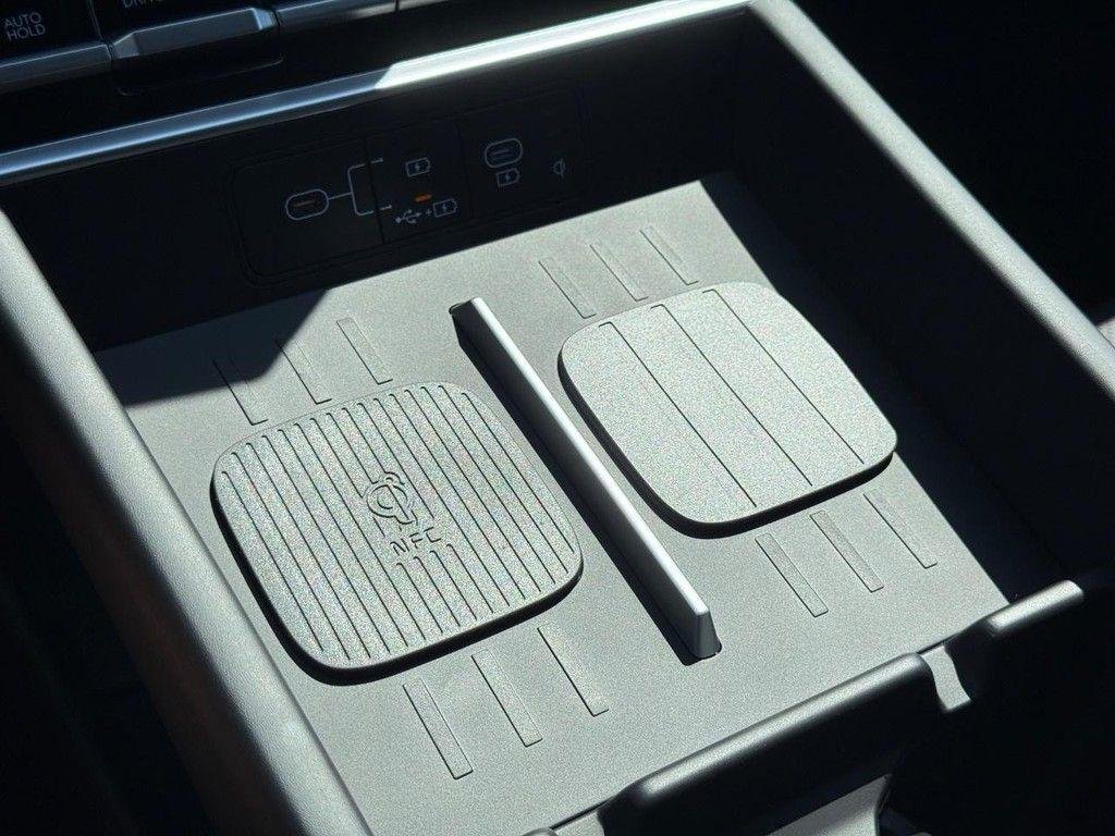 New 2026 Gray Hyundai SEL image 15