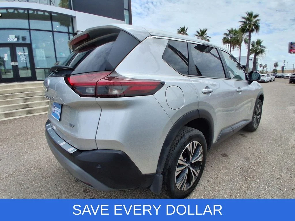 Used 2023 Silver Nissan SV image 7